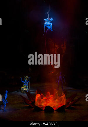 Photo de performance Cirque Du Soleil's Toruk sur la soirée d'ouverture à Manchester à la Manchester Arena comprend : Performance Où : Manchester, Royaume-Uni Quand : 20 Juin 2019 Crédit : Graham Finney/WENN Banque D'Images