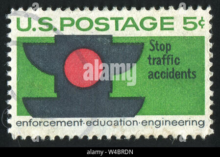 États-unis - VERS 1965 : timbres par United States, montre la synchronisation des feux de circulation, vers 1965 Banque D'Images