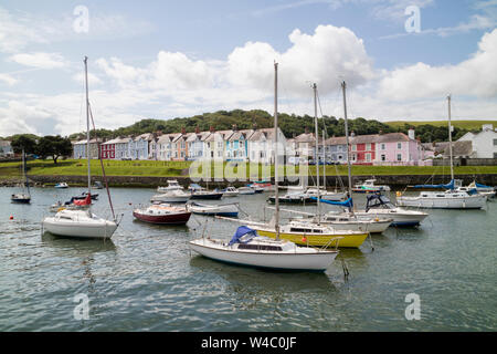 Une station balnéaire d''Aberaeron, La Baie de Cardigan, Ceredigion, pays de Galles, Royaume-Uni Banque D'Images