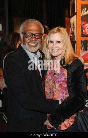 Le Musée d'Hollywood est un pointeur soeur "Toujours" Ouverture de l'exposition : 50 ans de les Pointer Sisters au Musée d'Hollywood à Hollywood, Californie le 20 juin 2019 Comprend : Ted Lange, Mary Lange Où : Los Angeles, California, United States Quand : 21 Jun 2019 Credit : Sheri/WENN.com Determan Banque D'Images