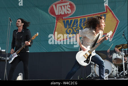 Californie, USA. 21 juillet, 2019. Bézu - Tyson Ritter et Mike Kennerty effectuer durant le Vans Warped Tour 25e anniversaire le 21 juillet 2019 à Mountain View, Californie. Credit : MediaPunch Inc/Alamy Live News Banque D'Images