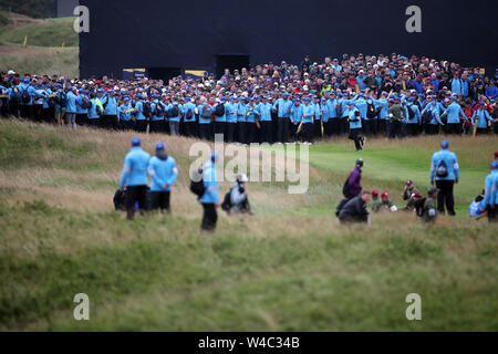 Royal Portrush, UK. 21 juillet, 2019. Les spectateurs au 18e trou vert pendant la quatrième série de la 148e British Open Championship au Royal Portrush Golf Club dans le comté d'Antrim, Irlande du Nord, le 21 juillet 2019. Credit : AFLO Co.,Ltd/Alamy Live News Banque D'Images