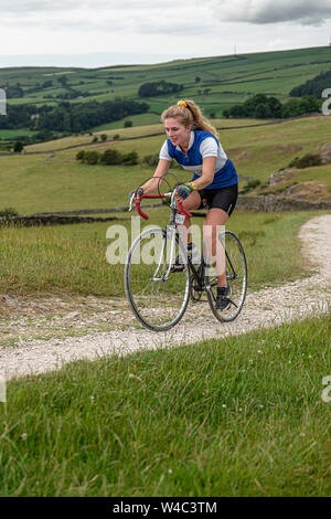Veloretro événement vélo vintage dans Ulverston, Cumbria. Banque D'Images