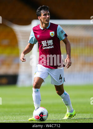 Du Burnley Jack Cork durant la pré-saison match amical à Vale Park, Stoke-on-Trent. Banque D'Images