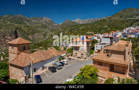 Village de Lentegi, la Sierra del Chaparral, province de Grenade, Andalousie, Espagne Banque D'Images