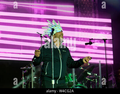 Jay Kay de Jamiroquai, garniture sur la scène principale, le jour 2 de l'Onblackheath Music Festival 2019 Banque D'Images