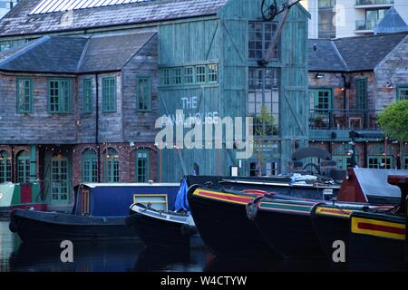 La photographie du Canal de Birmingham England Banque D'Images