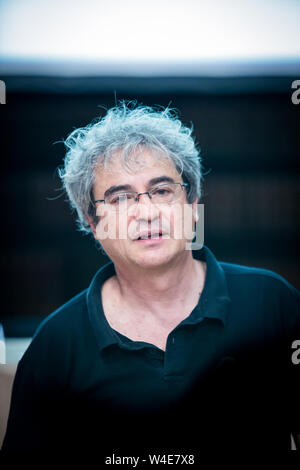 Le physicien théoricien italien Carlo Rovelli pendant un événement à Bologne (Italie) en 2015 Banque D'Images