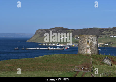 Uig tower;le capitaine Fraser's Folly;ile de Skye;Ecosse Banque D'Images