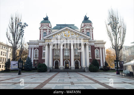 Bulgarie, Sofia, Théâtre National Ivan Vazov Banque D'Images