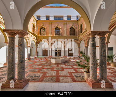 Cour intérieure à la Casa de los Mora à Lucena, Cordoba Province, Andalusia, Spain Banque D'Images