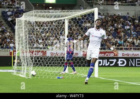 23 juillet 2019 - Tokyo, Japon - FC Chelsea avant Tammy Abraham célèbre marquer un but contre le FC Barcelone lors de la Coupe 2019 Rakuten match à Saitama Stadium 2002. FC Chelsea FC Barcelone mène 1-0 à la mi-temps. (Crédit Image : © Rodrigo Reyes Marin/Zuma sur le fil) Banque D'Images