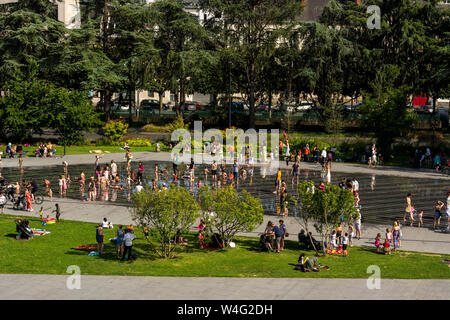 Miroir de l'eau Fontaine à Nantes. Loire Atlantique. Les pays de la Loire. France Banque D'Images