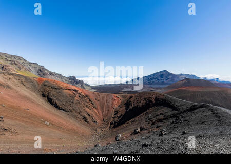 Kalu'uoka cratère'o'o, glissant le Sentier des sables bitumineux, volcan Haleakala, le Parc National de Haleakala, Maui, Hawaii, USA Banque D'Images