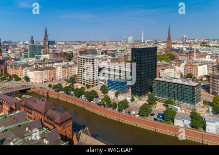 Vue urbaine avec la vieille ville et la nouvelle ville, Hambourg, Allemagne Banque D'Images