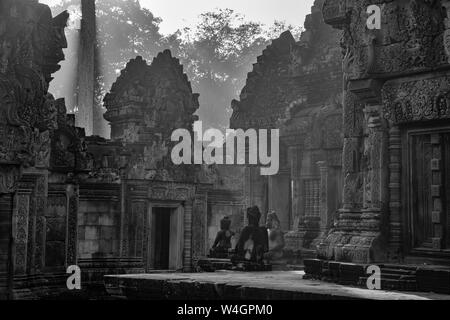 Temple de Banteay Srei, Angkor, Siem Reap, Cambodge Banque D'Images