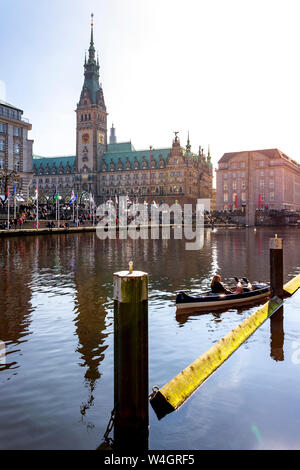 Vue de l'hôtel de ville, Hambourg, Allemagne Banque D'Images