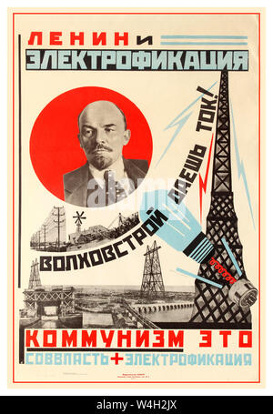 Vintage 1925 soviétique de Russie soviétique affiche de propagande constructiviste affiche présentant un portrait de Lénine sur l'installation électrique. Russie, 1969, Chass-Kobelev,Vintage Affiche de propagande russe Lénine 'et d'Électrification par Shass-Kobelev» 1925 Le paysage électrifiée promis par Lénine, map, une mécanisation possible qu'en exploitant le pouvoir de la terre : "La construction de l'barrage hydroélectrique Volkhov actuel donnera !" barrage Volkhov à gauche et à droite une tour électrique qui envoie des éclairs bleus vers le bas pour une ampoule, qui pointe vers l'image de Lénine. Banque D'Images