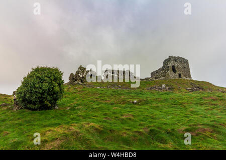 Le rocher de Dunamase est les ruines d'un château du 9ème siècle dans le comté de Carlow, Irlande Banque D'Images