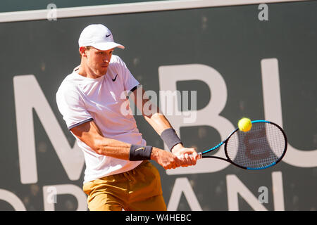 Hambourg, Allemagne. 23 juillet, 2019. Tennis, ATP-Tour, Hambourg European Open, des célibataires, des hommes, 1er tour, dans le stade lors de Rothenbaum : Jarry (Chili) - Zverev (Allemagne). Nicolas Jarry en action. Crédit : Daniel Bockwoldt/dpa/Alamy Live News Banque D'Images