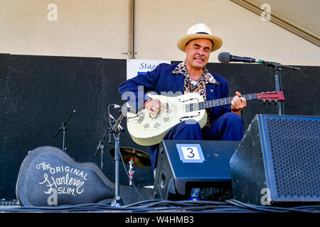 Frère Tito Deler, Vancouver Folk Music Festival, Vancouver, British Columbia, Canada Banque D'Images