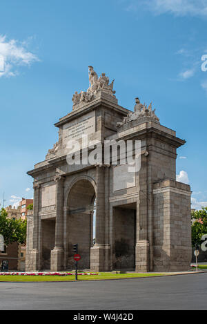 Toledos gate ou Puerta de Toledo à Madrid, Espagne Banque D'Images