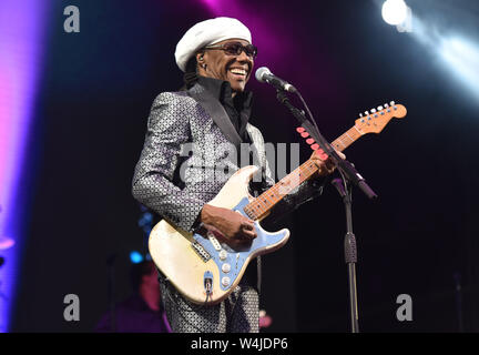 Chic et Nile Rodgers à la Jockey Club Live au Haydock Racecourse comprend : Nile Rodgers Où : Haydock, Royaume-Uni Quand : 22 Juin 2019 Crédit : Graham Finney/WENN Banque D'Images