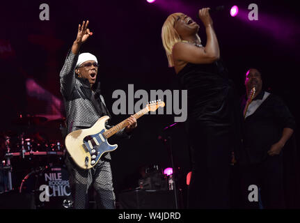 Chic et Nile Rodgers à la Jockey Club Live au Haydock Racecourse comprend : Nile Rodgers Où : Haydock, Royaume-Uni Quand : 22 Juin 2019 Crédit : Graham Finney/WENN Banque D'Images