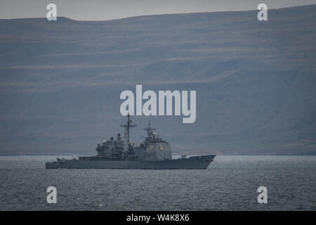 190720-N-VN584-1022 de l'OCÉAN PACIFIQUE (Juillet 20, 2019) La classe Arleigh Burke destroyer lance-missiles USS Barry (DDG 52) transits l'océan Pacifique. Barry mène des opérations de routine dans l'océan Pacifique. (U.S. Photo par marine Spécialiste de la communication de masse 2e classe Alex Corona/libérés) Banque D'Images