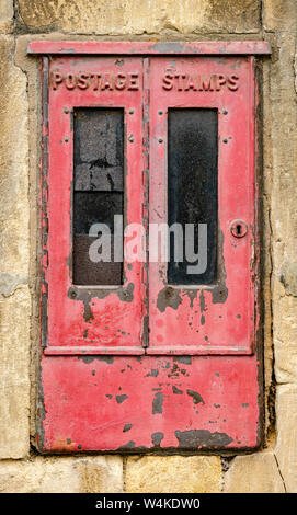 Une ancienne machine timbre à Chipping Campden, Cotswolds, Gloucestershire, Angleterre, Royaume-Uni, Grande Bretagne, FR, UK. Banque D'Images