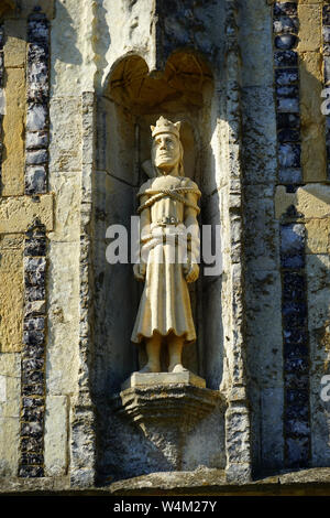 Effigie en pierre de St Edmund sur St Edmund's Church, Southwold Banque D'Images