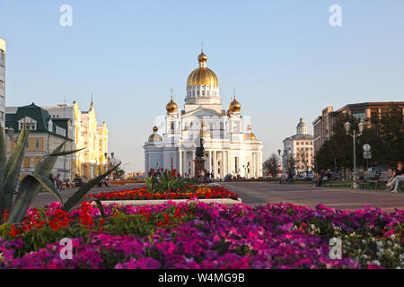 La cathédrale de Saint Guerrier Theodor Ouchakov de Mordovie, Saransk, Russie Banque D'Images