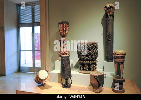 Le Metropolitan Museum of Art est une attraction touristique populaire sur le Museum Mile, New York City, USA Banque D'Images