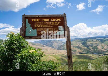 White Bird, Florida - 3 juillet 2019 : Signe de White Bird, La route de montagne historique près de l'ancienne route 95 US Banque D'Images