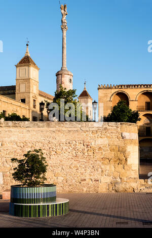 Triomphe de San Rafael de la Puerta del Puente en Cordoba Espagne Banque D'Images