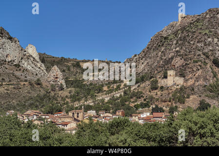 Poza de la Sal atteint sa renommée pour être l'endroit où Félix Rodríguez de la Fuente est né et pour ses salines, province de Burgos, León, Espagne Banque D'Images