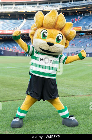 New York, United States. 24th July, 2019. Sporting CP mascot lion Jubas as  seen on the pitch before game between Liverpool FC and Sporting CP at Yankee  stadium Game anded in draw