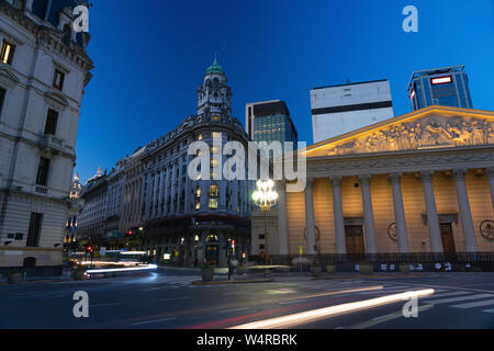 Scène de nuit dans la ville de Buenos Aires Banque D'Images