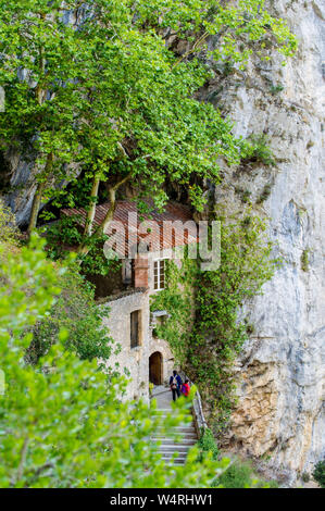 Ermitage troglodytique de Saint-Antoine dans les Gorges de Galamus près de Saint-Paul-de-Fenouillet (sud de la France), entre les "Pays Catalan" et "Pays Cath Banque D'Images