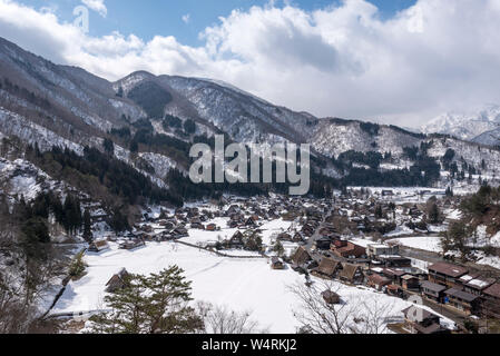 En hiver le village Shirakawa, Gifu Prefecture, Japan Banque D'Images