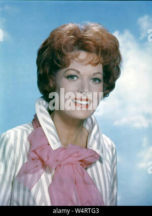 MAUREEN O'HARA (1920-2015) actrice de cinéma irlandais en 1965 Banque D'Images