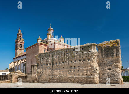 Convento de Santa Clara, mur almohade, Palma del Rio, Cordoba Province, Andalusia, Spain Banque D'Images