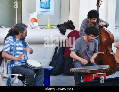 Istanbul, Turquie - 05/25/2010 : musiciens de rue à Istanbul. Banque D'Images