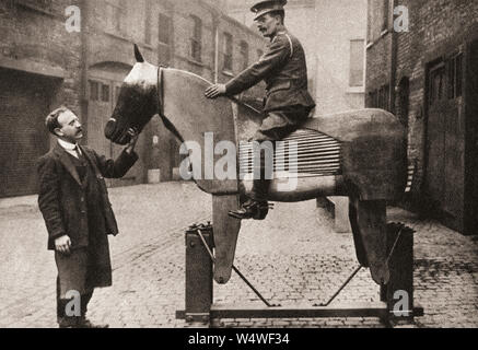 Matières premières formation recrute les rudiments de l'équitation sur des chevaux factices au début de la PREMIÈRE GUERRE MONDIALE en 1914. À partir de la cérémonie du siècle, publié en 1934. Banque D'Images