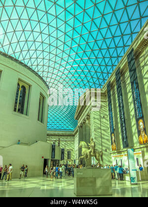 La grande cour du British Museum. Londres, Angleterre, Royaume-Uni. Banque D'Images
