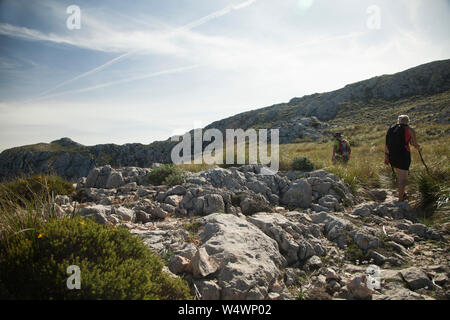 Les gens Puig Galatzó Escalade Randonnée dans la Serra de Tramuntana à Majorque. Banque D'Images