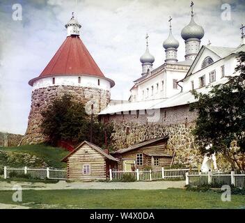 Tour d'angle de la cathédrale de la Trinité en en-monastère Prokudin-Gorsky Solovetsky (20348). Banque D'Images