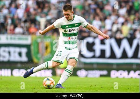 Michal Nalepa de Pagan Gdansk vu en action au cours de l'UEFA Europa League match qualificatifs Pagan entre Gdansk et Brondby si au stade Energa.(score final ; Pagan Gdansk 2:1 Luinya SI) Banque D'Images