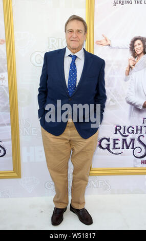 Hollywood, CA. Le 25 juillet, 2019. John Goodman, à la première de Los Angeles Nouvelle Série HBO "Les pierres juste à des studios Paramount à Hollywood, Californie le 25 juillet 2019. Credit : Faye Sadou/media/Alamy Punch Live News Banque D'Images