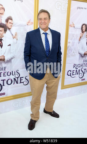 Hollywood, CA. Le 25 juillet, 2019. John Goodman, à la première de Los Angeles Nouvelle Série HBO "Les pierres juste à des studios Paramount à Hollywood, Californie le 25 juillet 2019. Credit : Faye Sadou/media/Alamy Punch Live News Banque D'Images